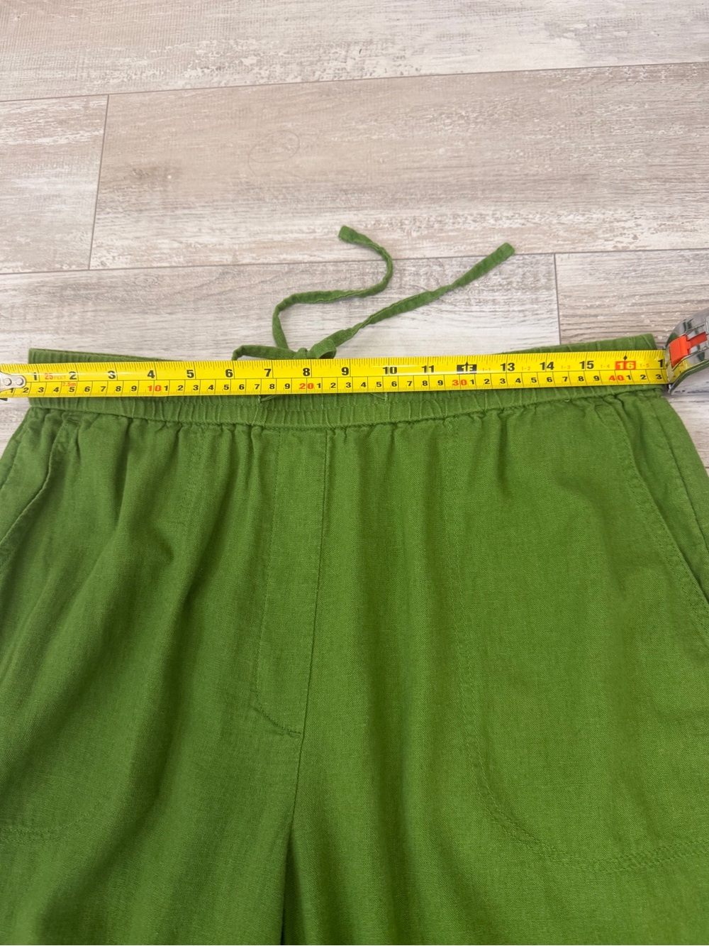 Banana Republic: Straight Linen Blend Women's Pull on Pant - Size L - Green - Picture 7 of 9